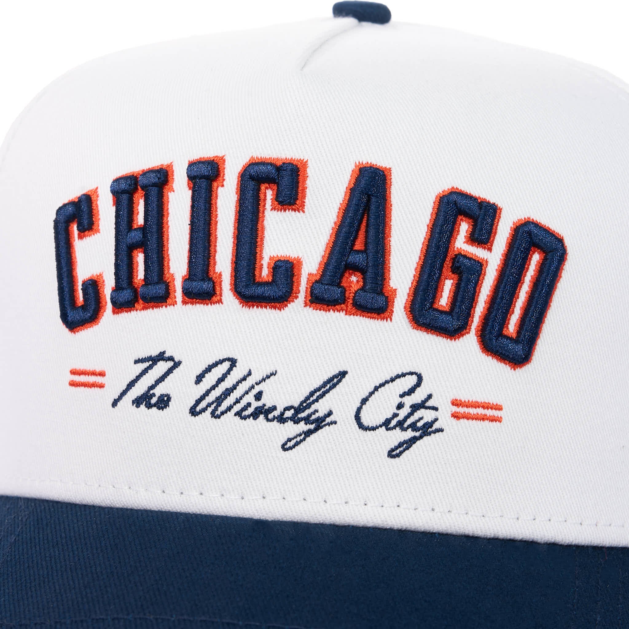 CHICAGO THE WINDY CITY - WHITE/NAVY